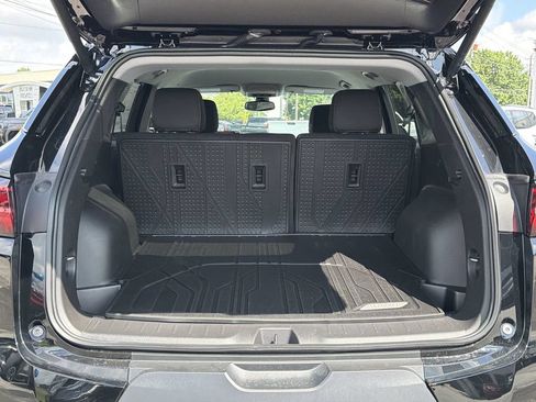 New 2026 Chevrolet Blazer LT w/ Convenience Package FWD image 17