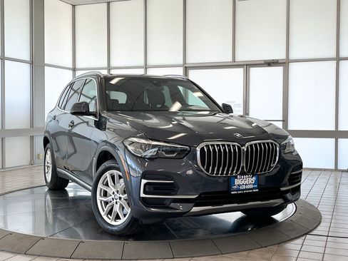Used 2022 BMW X5 xDrive40i w/ Premium Package image 5