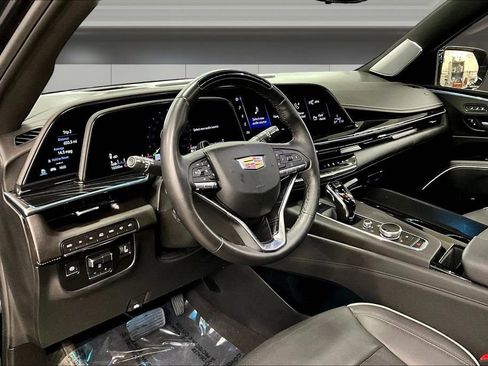 Certified 2024 Cadillac Escalade ESV Sport w/ Touring Package AWD/4WD image 17