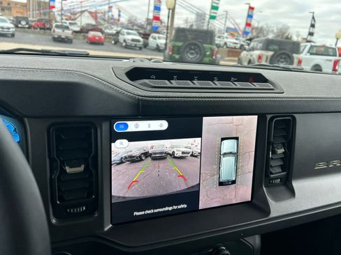 New 2025 Ford Bronco Badlands image 30