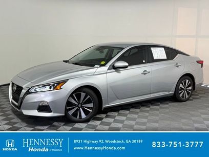 Used 2022 Nissan Altima 2.5 SV