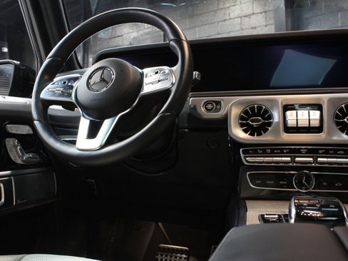 Used 2022 Mercedes-Benz G 550 G 550 AMG Line w/ Exclusive Interior Package image 62