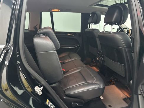 Certified 2016 Mercedes-Benz GL 550 4MATIC image 25