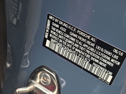 Used 2017 Porsche 911 Carrera 4S AWD/4WD image 29