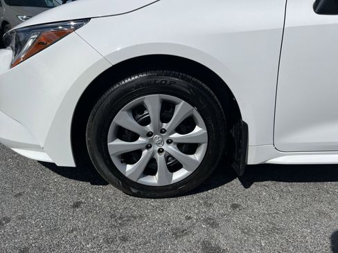 Used 2023 Toyota Corolla LE image 20