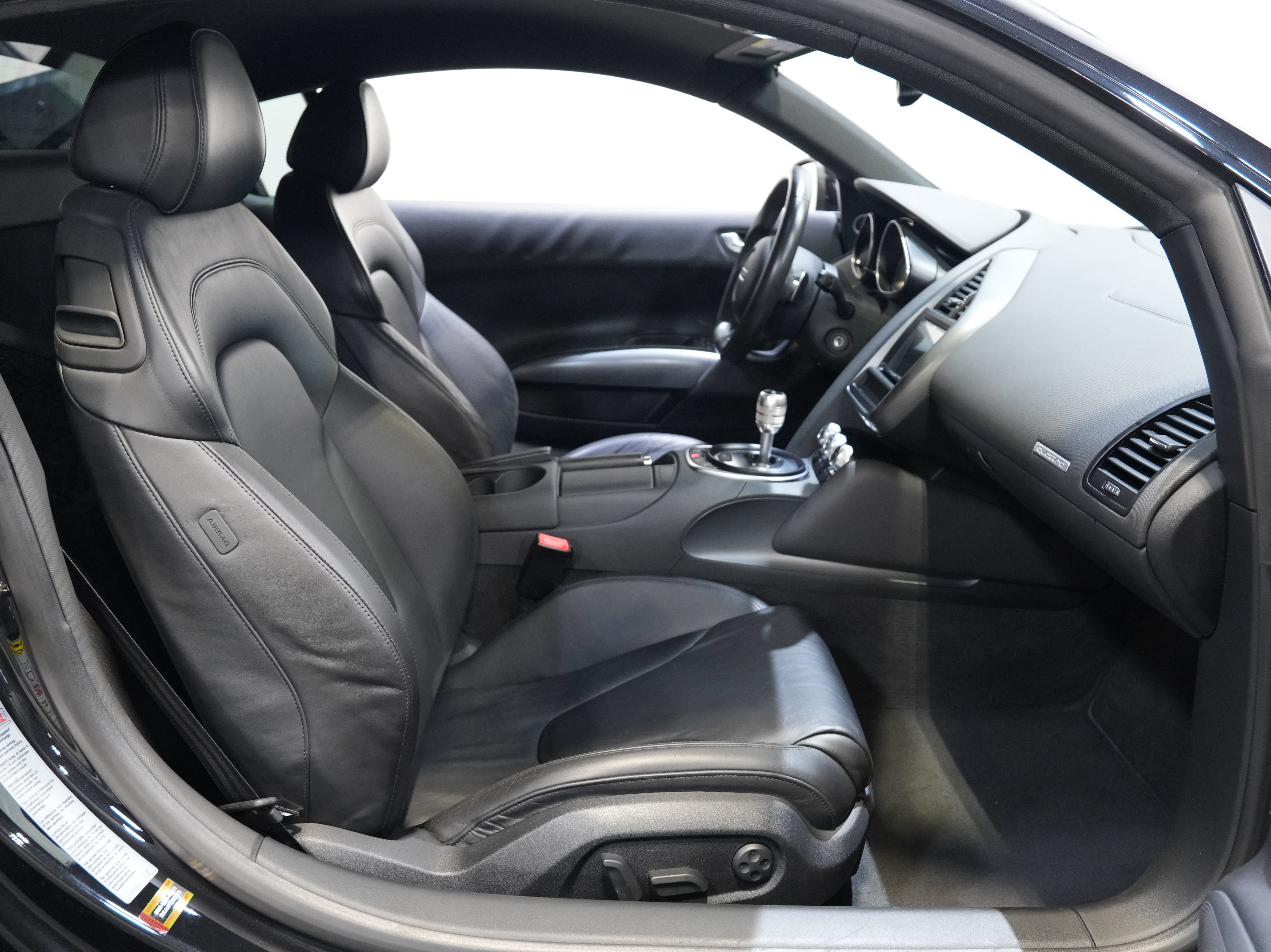 Used 2011 Audi R8 V8 AWD/4WD image 29