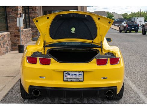 Used 2010 Chevrolet Camaro SS RWD image 23