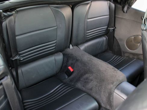 Used 2004 Porsche 911 Carrera 4S AWD/4WD image 18