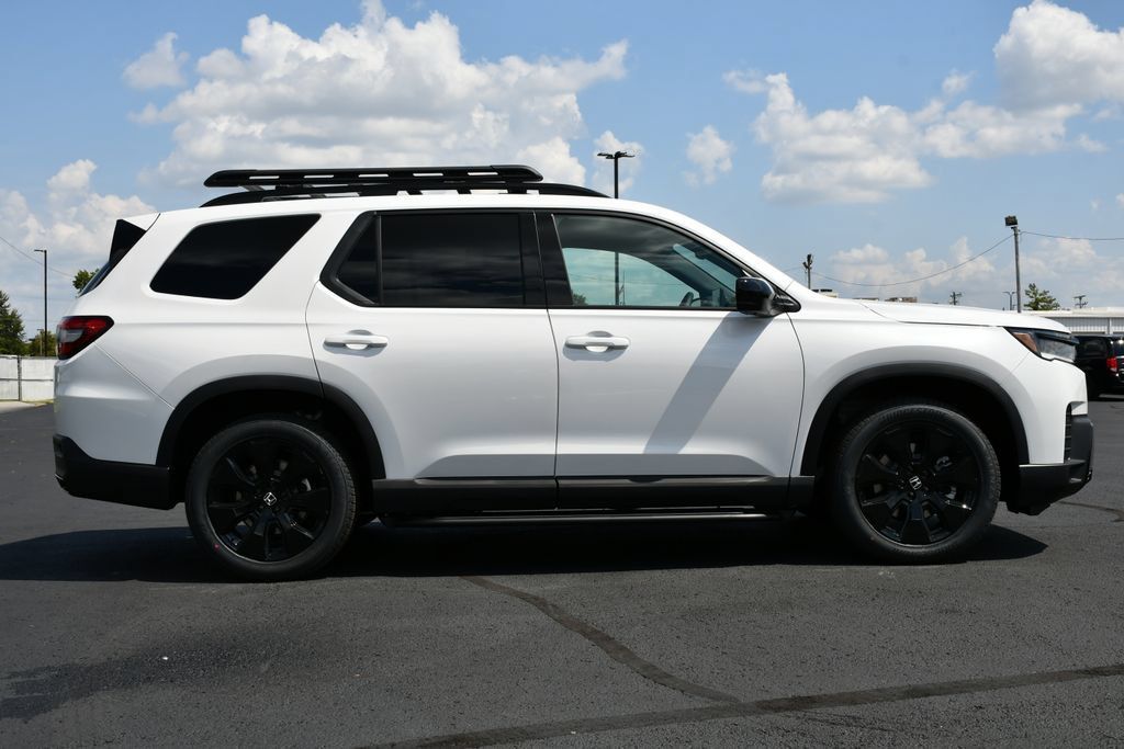 New 2026 Honda Pilot Black Edition image 8