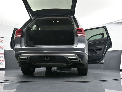 Used 2019 Volkswagen Atlas SEL Premium image 29