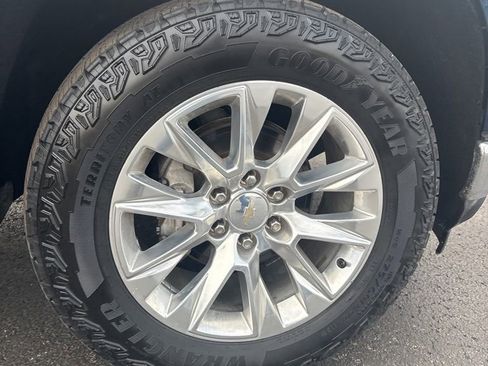 Used 2021 Chevrolet Silverado 1500 LTZ image 47