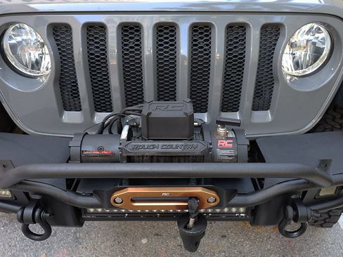 Used 2018 Jeep Wrangler Unlimited Sport AWD/4WD image 27