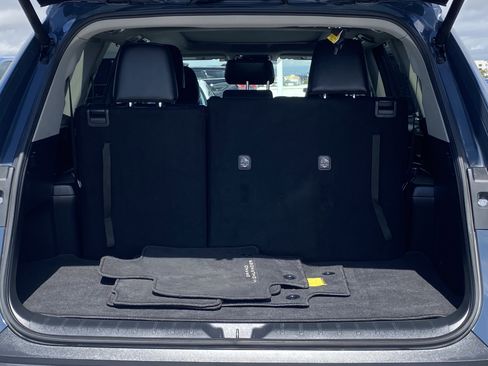 Certified 2025 Toyota Grand Highlander AWD image 22