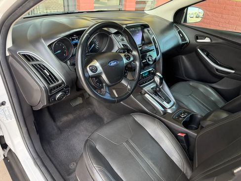 Used 2012 Ford Focus Titanium image 16