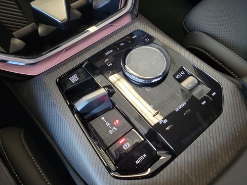 Used 2026 BMW X3 xDrive30 w/ Convenience Package image 23