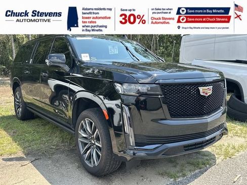 Used 2022 Cadillac Escalade ESV Sport Platinum w/ Heavy-Duty Trailer Package AWD/4WD image 4
