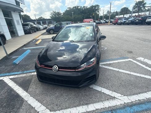 Used 2020 Volkswagen GTI SE FWD image 5