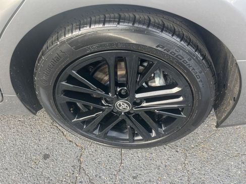 Used 2025 Toyota Camry SE image 23