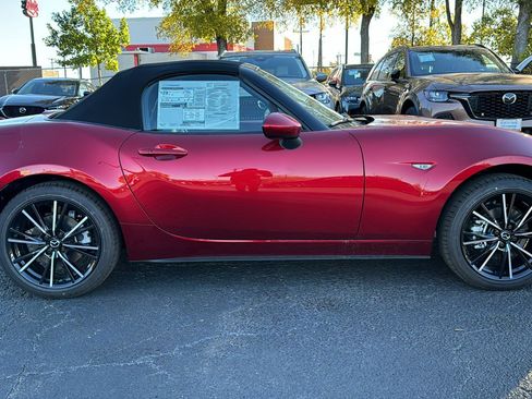 New 2025 MAZDA MX-5 Miata Grand Touring image 9