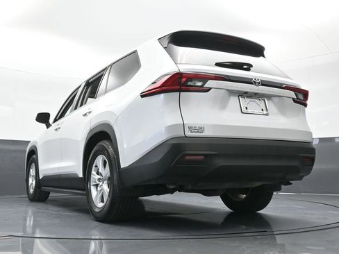 Used 2025 Toyota Grand Highlander FWD image 55