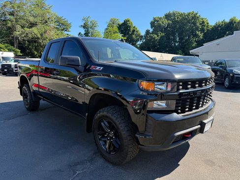 Used 2019 Chevrolet Silverado 1500 Custom Trail Boss w/ Custom Convenience Package AWD/4WD image 4