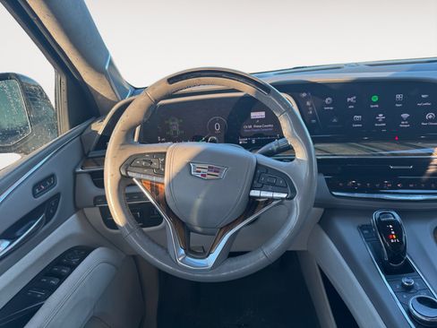 Used 2023 Cadillac Escalade Sport Platinum AWD/4WD image 12