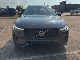 Used 2024 Volvo XC60 B5 Plus AWD/4WD video 2