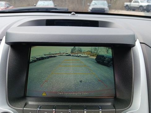 Used 2017 Chevrolet Equinox Premier w/ Enhanced Convenience Package image 18