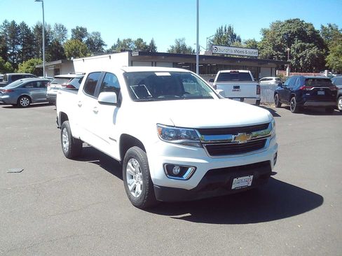 Used 2017 Chevrolet Colorado LT w/ LT Convenience Package AWD/4WD image 7