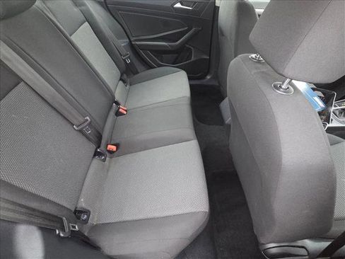 Used 2019 Volkswagen Jetta S image 18