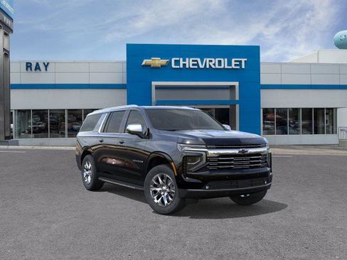 New 2026 Chevrolet Suburban Premier image 39