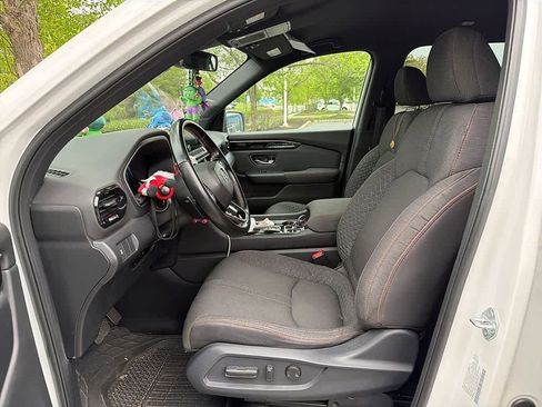 Used 2023 Honda Pilot Sport image 18