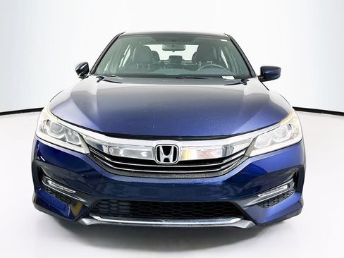 Certified 2017 Honda Accord Sport image 5
