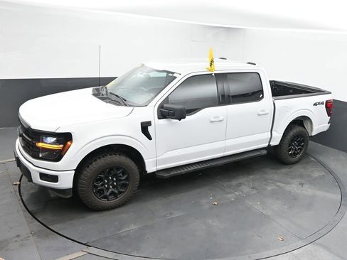 Used 2024 Ford F150 XLT w/ XLT Black Appearance Package image 40
