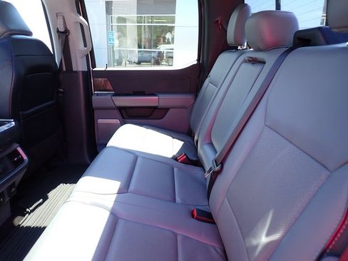 Used 2022 Ford F150 Lariat AWD/4WD image 19
