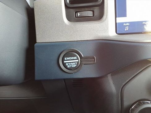 Used 2024 Ford Bronco Outer Banks image 25