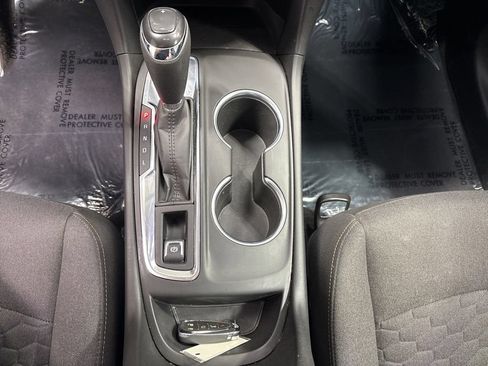 Used 2021 Chevrolet Equinox LT FWD image 21