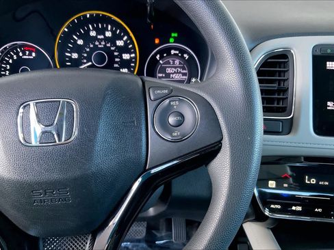 Used 2016 Honda HR-V EX image 25