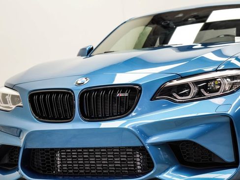 Used 2018 BMW M2 RWD image 2