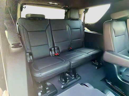 Used 2023 GMC Yukon Denali AWD/4WD image 28