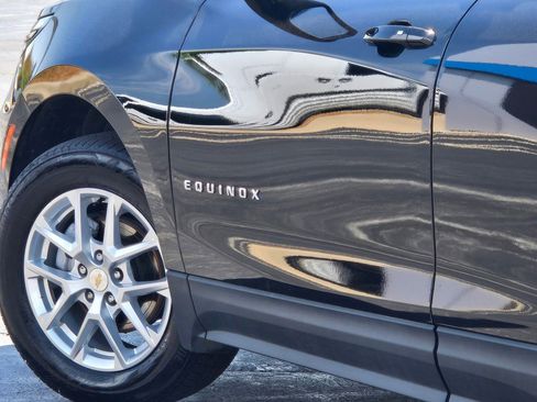 Used 2022 Chevrolet Equinox LT image 14