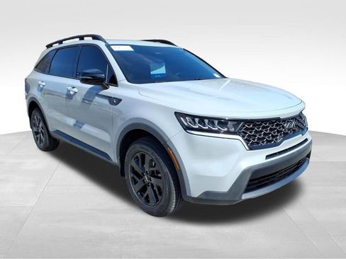 Used 2022 Kia Sorento S image 12