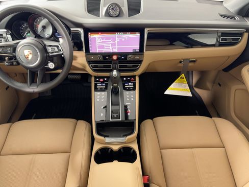 Used 2026 Porsche Macan S image 28