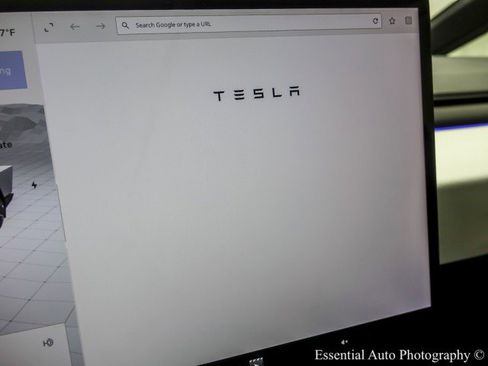 Used 2024 Tesla Cybertruck AWD Crew Cab image 26