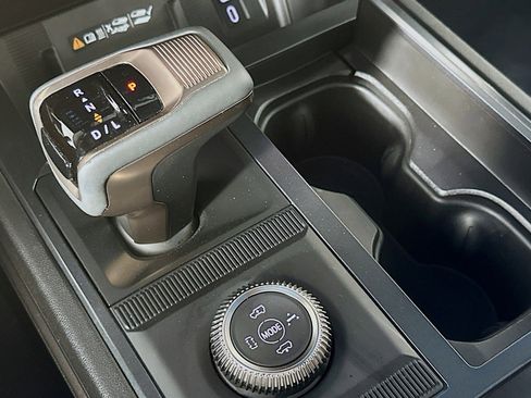 Used 2025 GMC Hummer EV 3X w/ LPO, Cargo Utility Package image 7