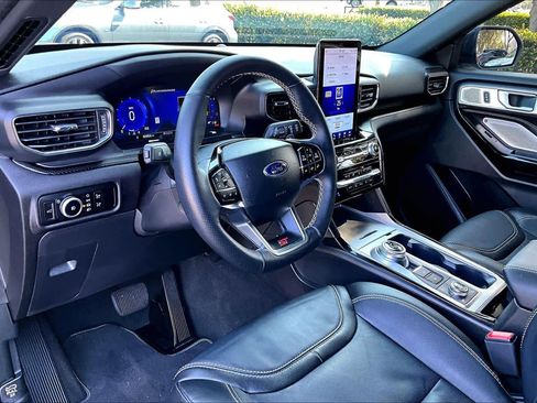 Used 2023 Ford Explorer ST w/ Equipment Group 401A image 17