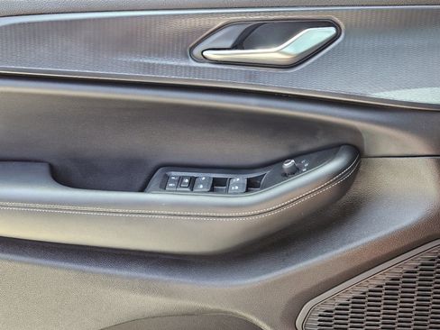 New 2024 Jeep Grand Cherokee Altitude image 19