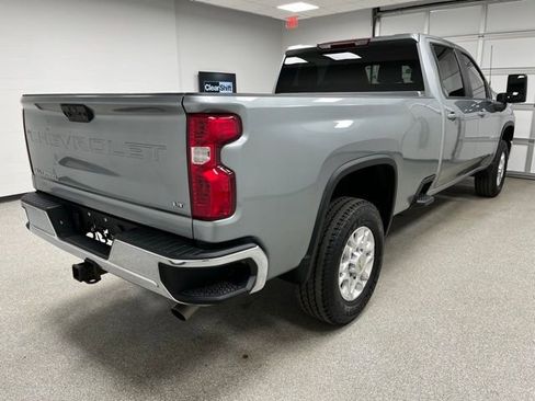 Used 2024 Chevrolet Silverado 2500 LT AWD/4WD image 8
