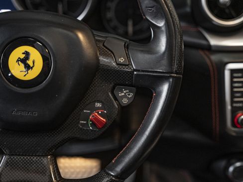 Used 2015 Ferrari California T image 35