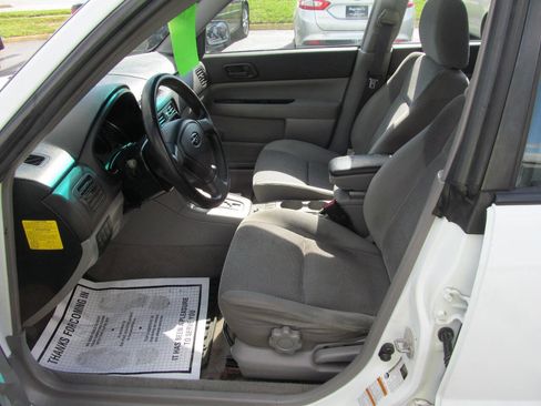 Used 2006 Subaru Forester 2.5X image 9